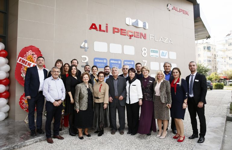 Ali Peçen Plaza açıldı,